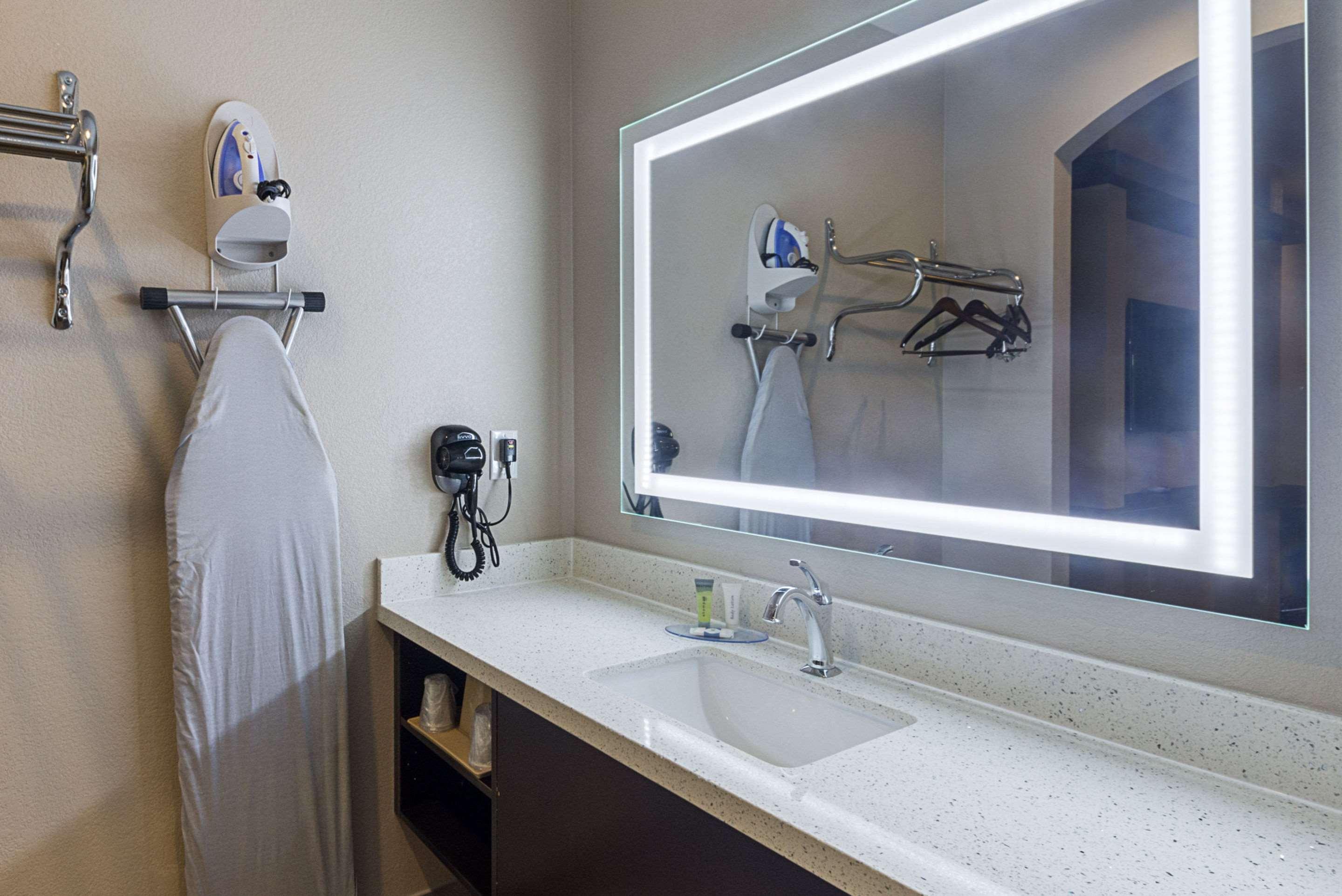 Econo Lodge Inn & Suites Houston Nw-Cy-Fair Jersey Village Eksteriør bilde